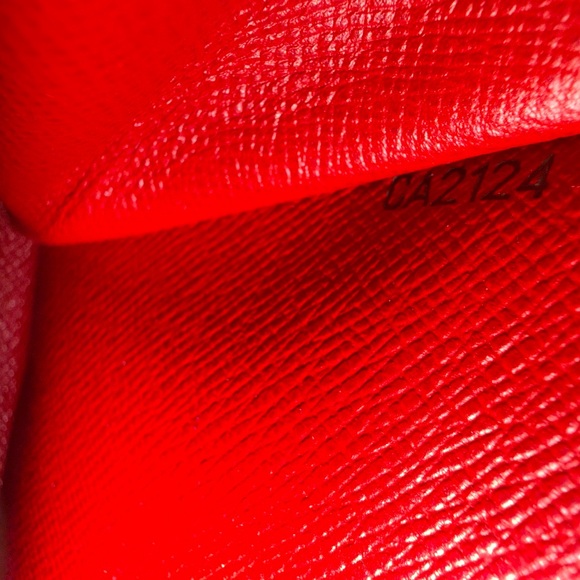 Louis Vuitton Brown Monogram Case with Red Button - Picture 8 of 8